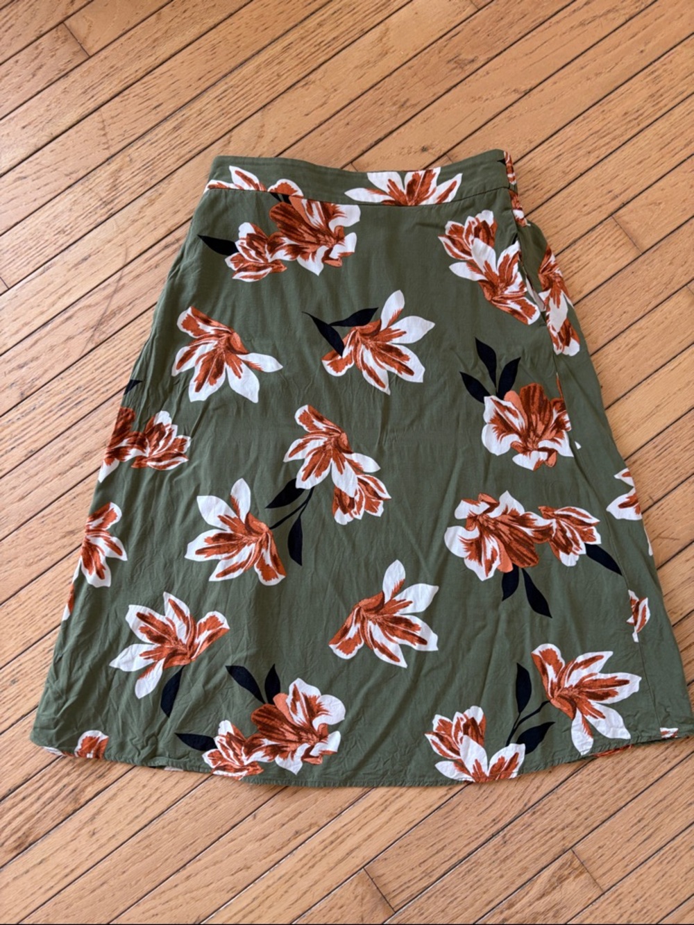 RW&CO. Olive Floral A-Line Skirt with Rust and White Blooms